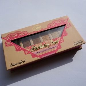 Korean beauty eyeshadow palette